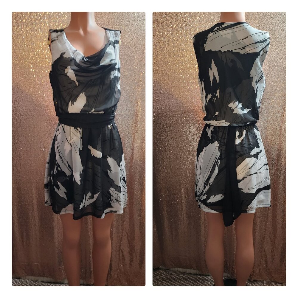Short Sleeve Dress.